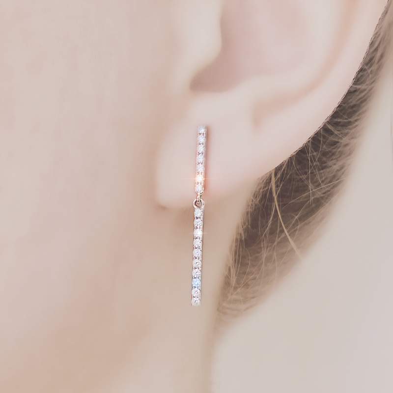 Noemi Pure diamond bar earrings