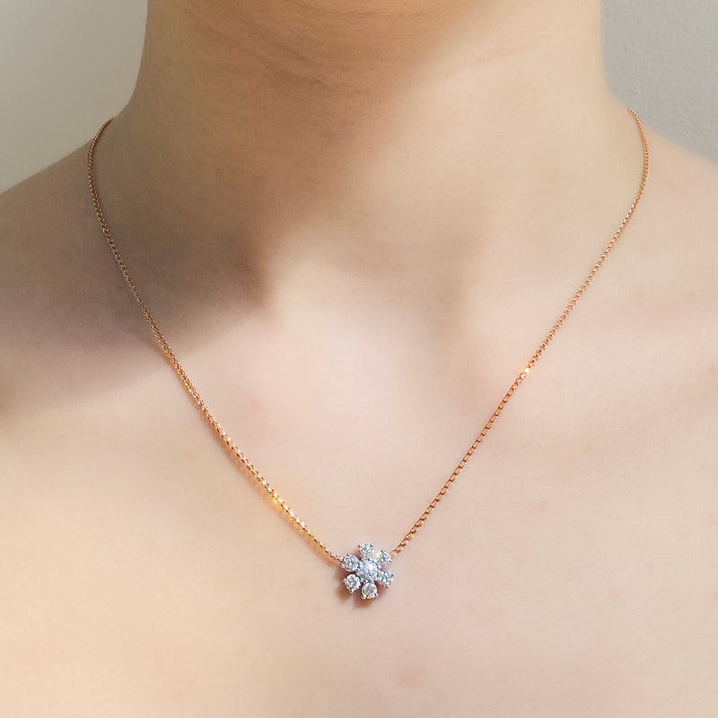 Lily Garden diamond necklace